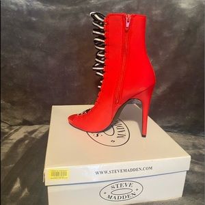 Steven Madden Heel
